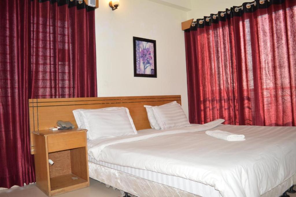 Water View Resort ค็อกเซสบาซาร์ ภายนอก รูปภาพ